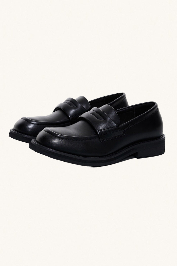 MONSEN Suitory Square-Toe Slip-On Loafers in Leather product image