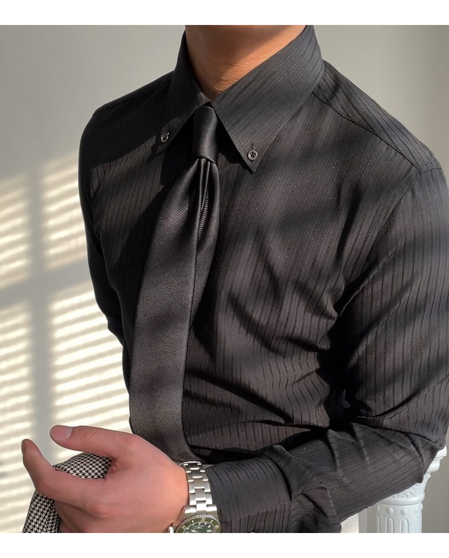 MONSEN Suitory Long-Point Collar Striped Shirt in Cotton product image