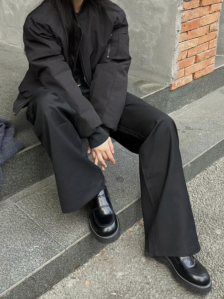 MONSEN Suitory Glossy Cowhide Lift Loafers in Cowhide Leather product image