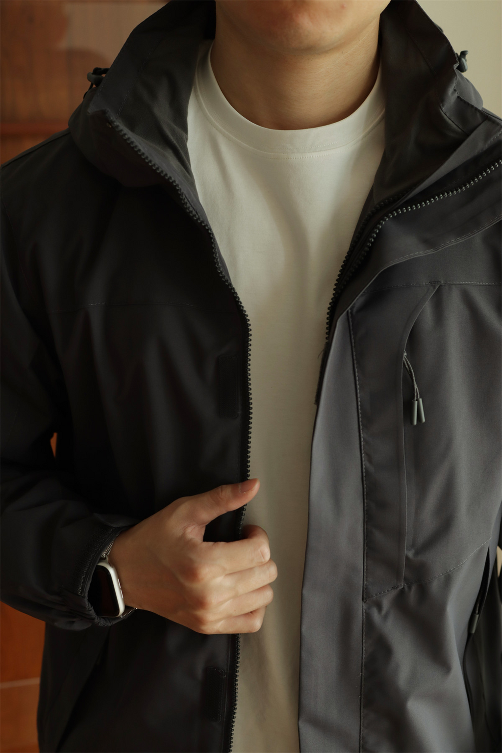 MONSEN Suitory Windproof Hard-Shell Jacket in Performance Blend product image