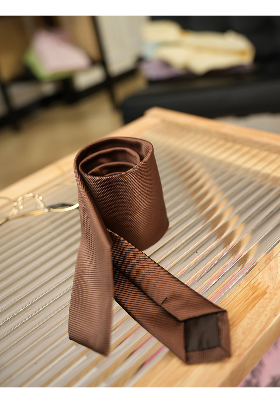 MONSEN Suitory Solid Twill Necktie product image