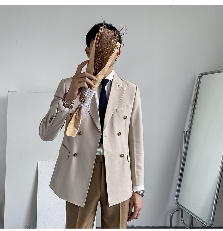 MONSEN Suitory Double-Breasted Slim Blazer in Performance Blend product image