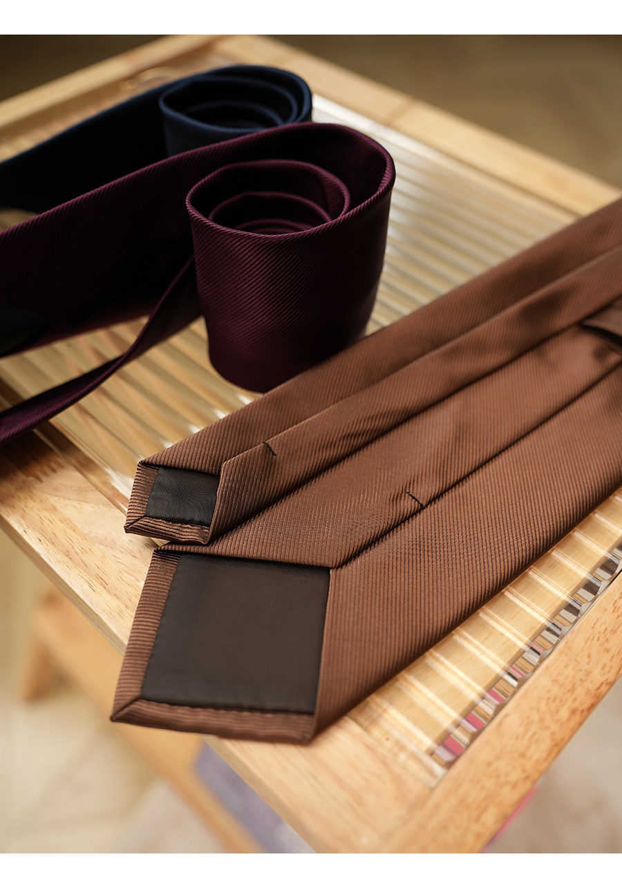 MONSEN Suitory Solid Twill Necktie product image