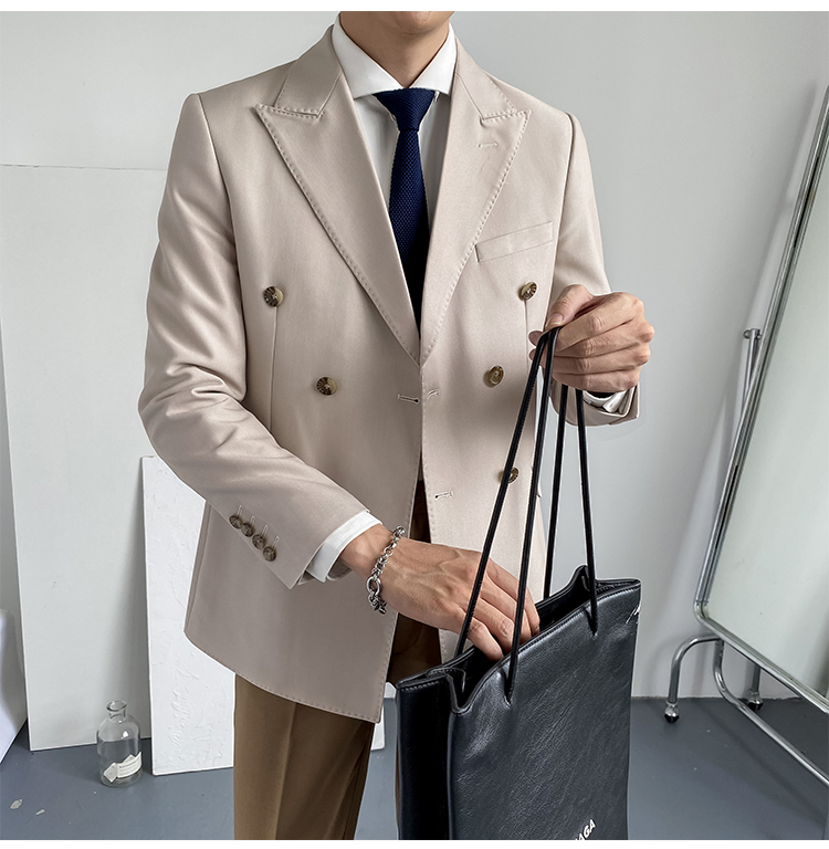 MONSEN Suitory Double-Breasted Slim Blazer in Performance Blend product image