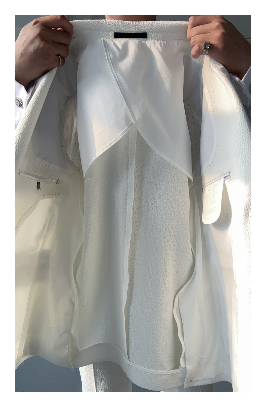 MONSEN Suitory Half-Lined, Stretch Seersucker Suit in Performance Blend product image