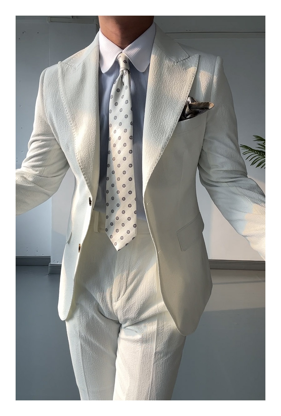 MONSEN Suitory Half-Lined, Stretch Seersucker Suit in Performance Blend product image