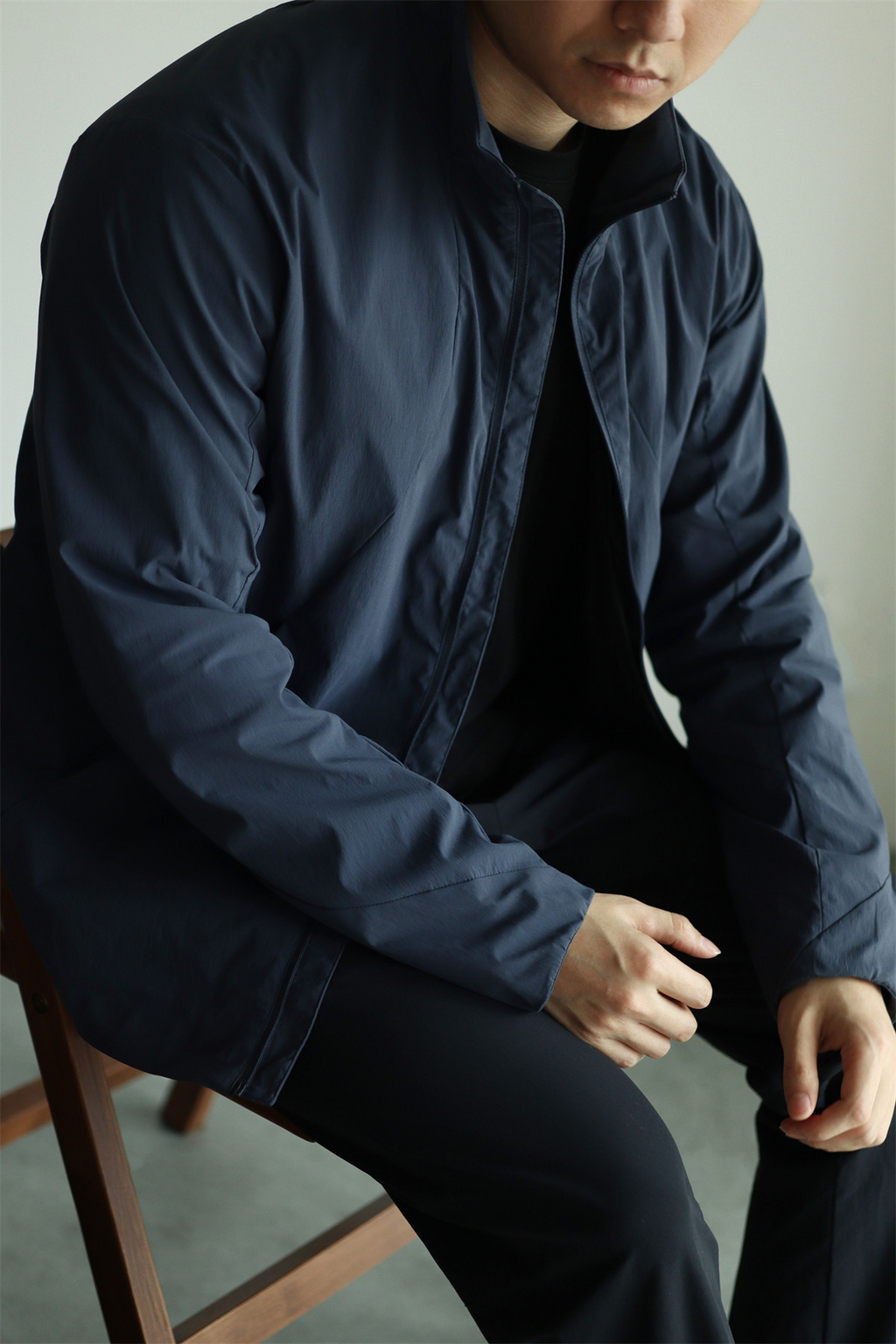 MONSEN Suitory Lightweight Windproof Twill Stand-Collar Jacket product image