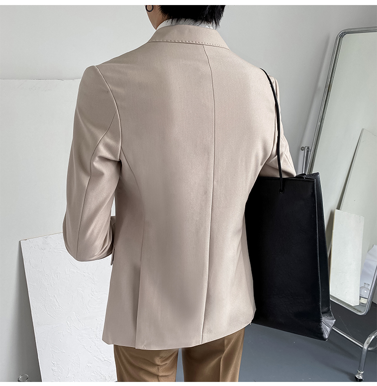MONSEN Suitory Double-Breasted Slim Blazer in Performance Blend product image