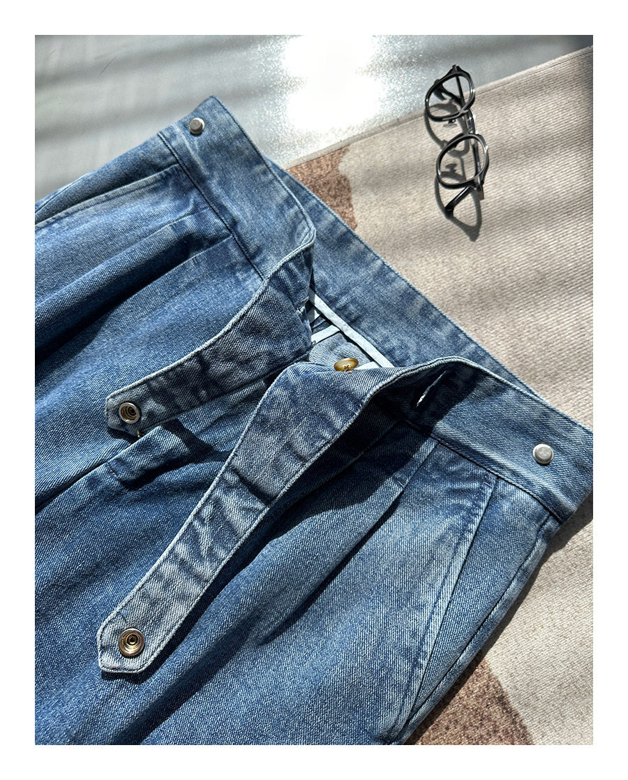 MONSEN Suitory Retro-Washed Naples Gurkha Jeans in Cotton product image