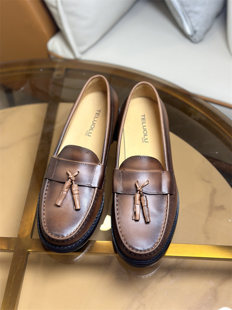 MONSEN Suitory Genuine Leather Tassel Loafers product image