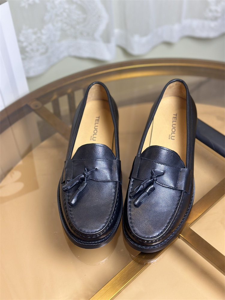 MONSEN Suitory Genuine Leather Tassel Loafers product image