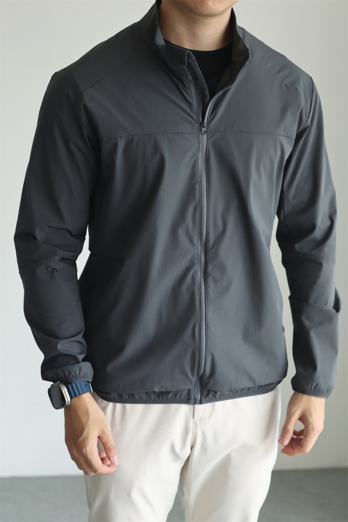 MONSEN Suitory Lightweight Breathable Quick-Dry Sun-Protection Stand-Collar Jacket product image