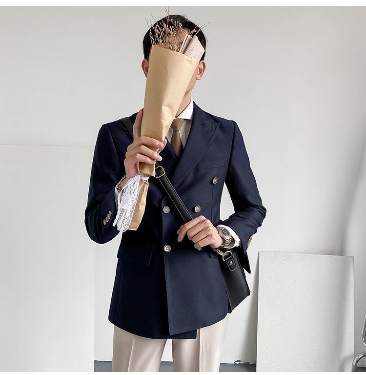 MONSEN Suitory Double-Breasted Slim Blazer in Performance Blend product image