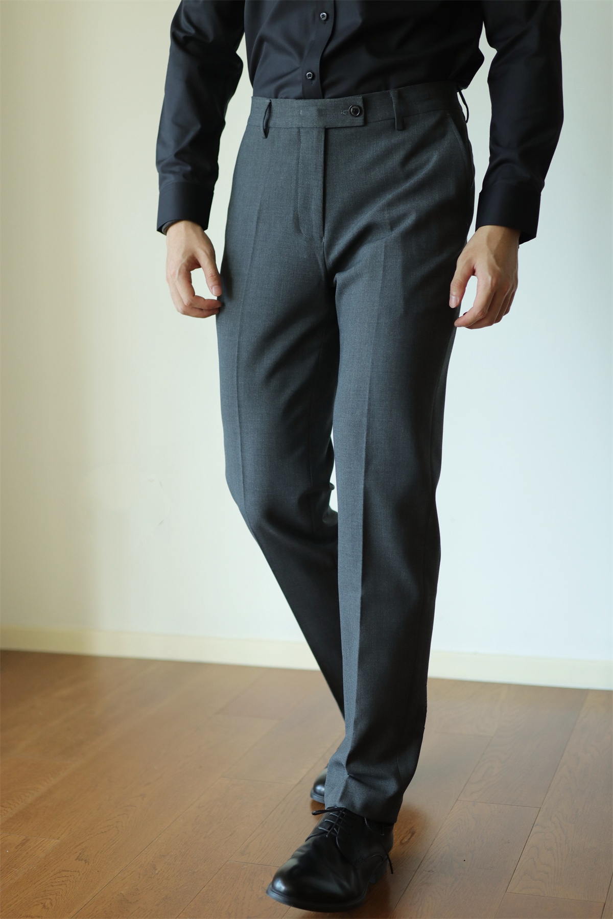 MONSEN Suitory Slim Stretch Non-Iron Trousers in Performance Blend product image
