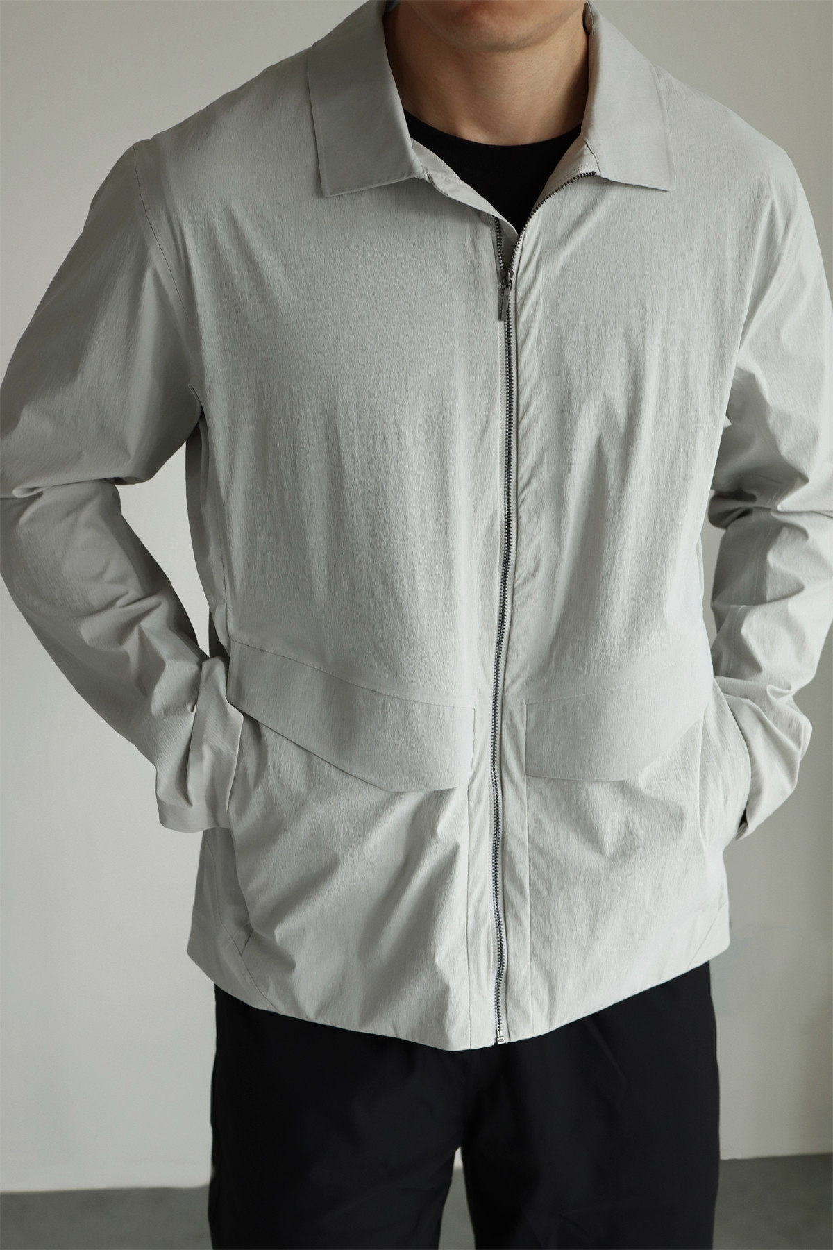 MONSEN Suitory Traveler Lightweight Seam-Sealed Jacket product image