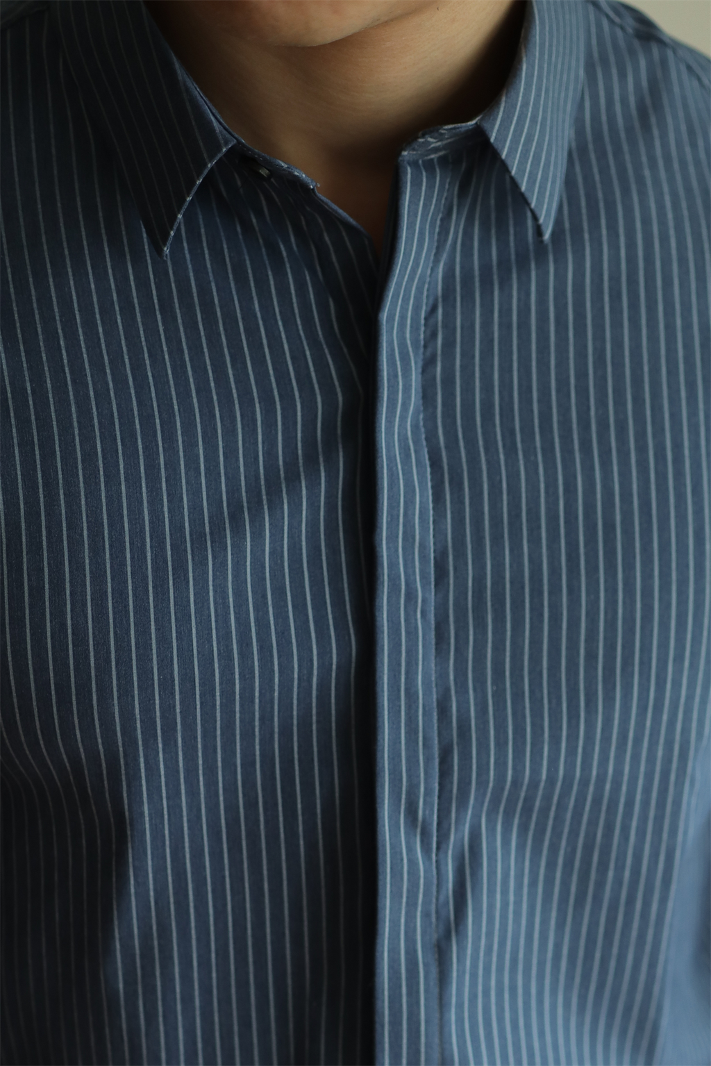 MONSEN Suitory Wrinkle-Free Striped Shirt in Performance Blend product image