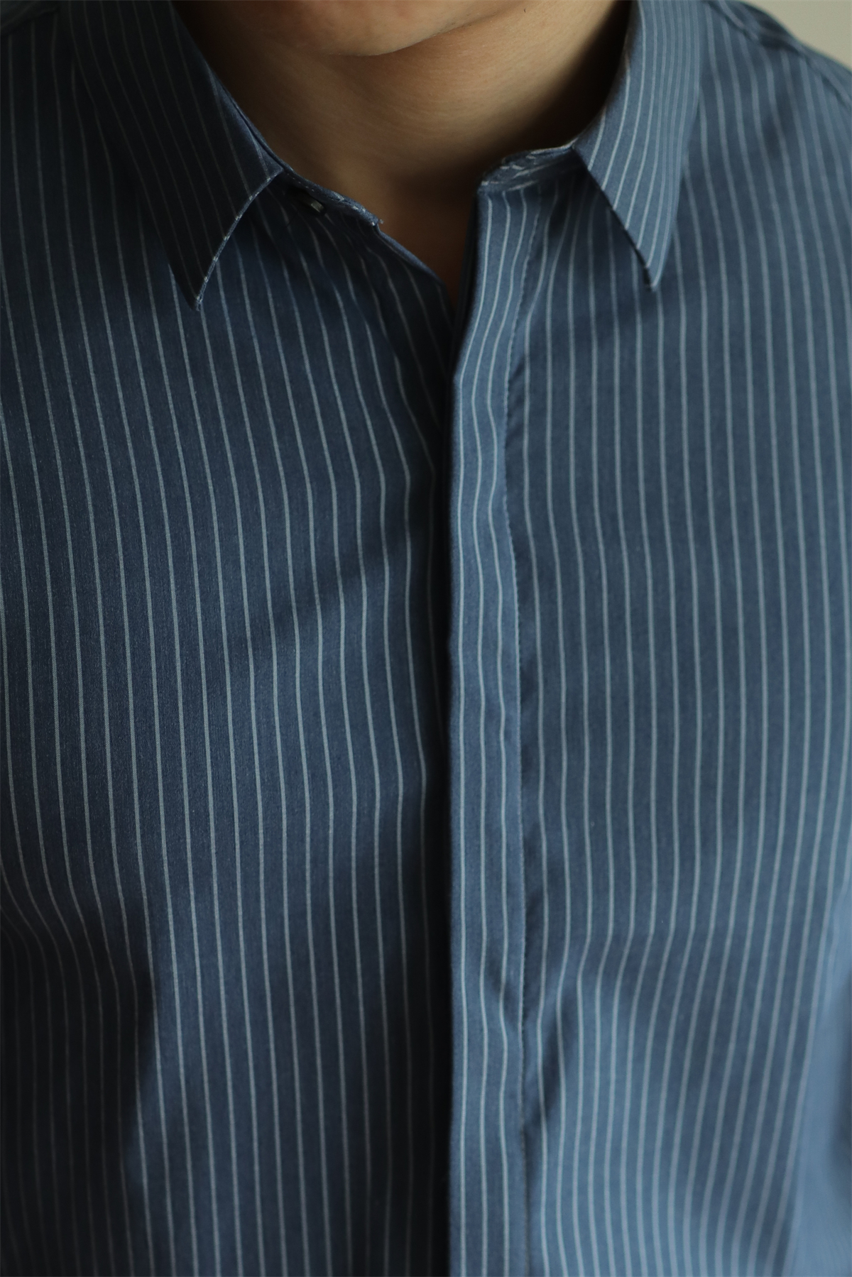 MONSEN Suitory Wrinkle-Free Striped Shirt in Performance Blend product image