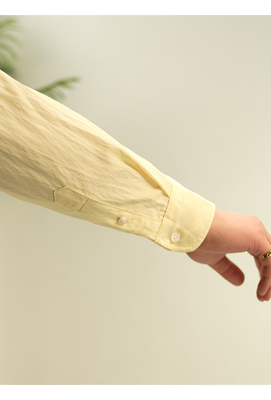 MONSEN Suitory Lightweight Cuban Collar Shirt product image