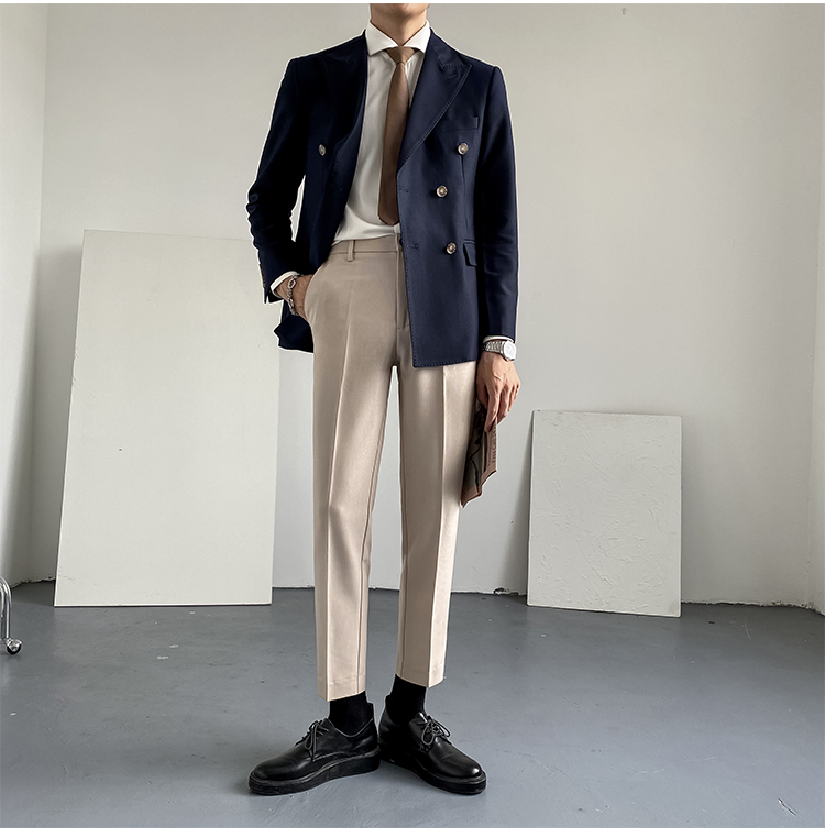 MONSEN Suitory Double-Breasted Slim Blazer in Performance Blend product image