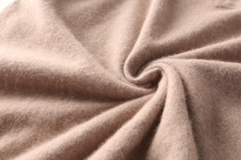 Cashmere Crewneck Sweater1