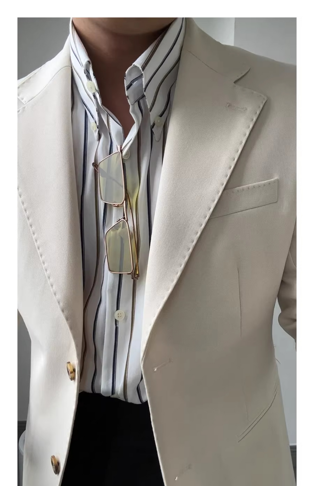 MONSEN Suitory Neapolitan Slim Single-Breasted Suit Jacket in Performance Blend product image