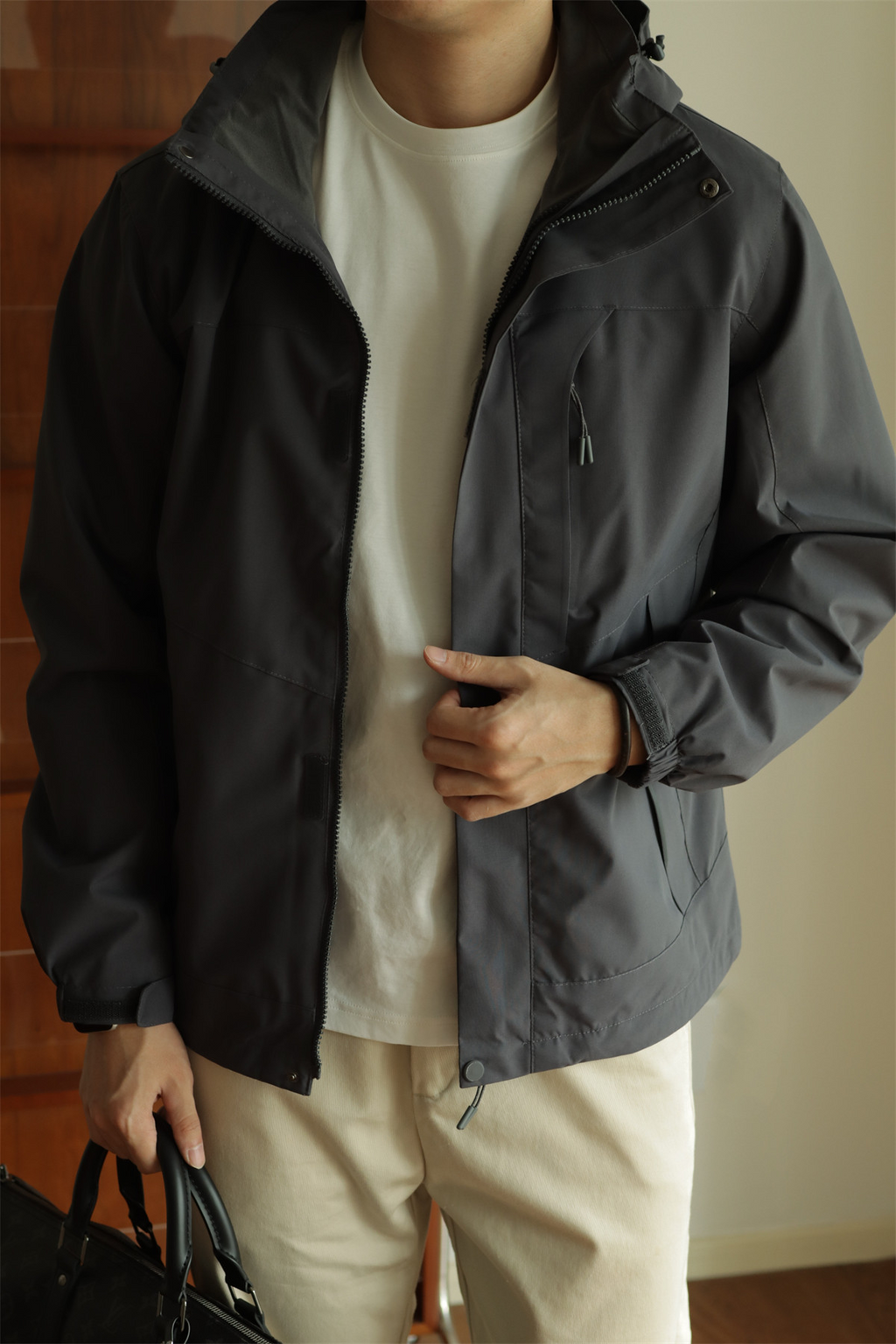 MONSEN Suitory Windproof Hard-Shell Jacket in Performance Blend product image