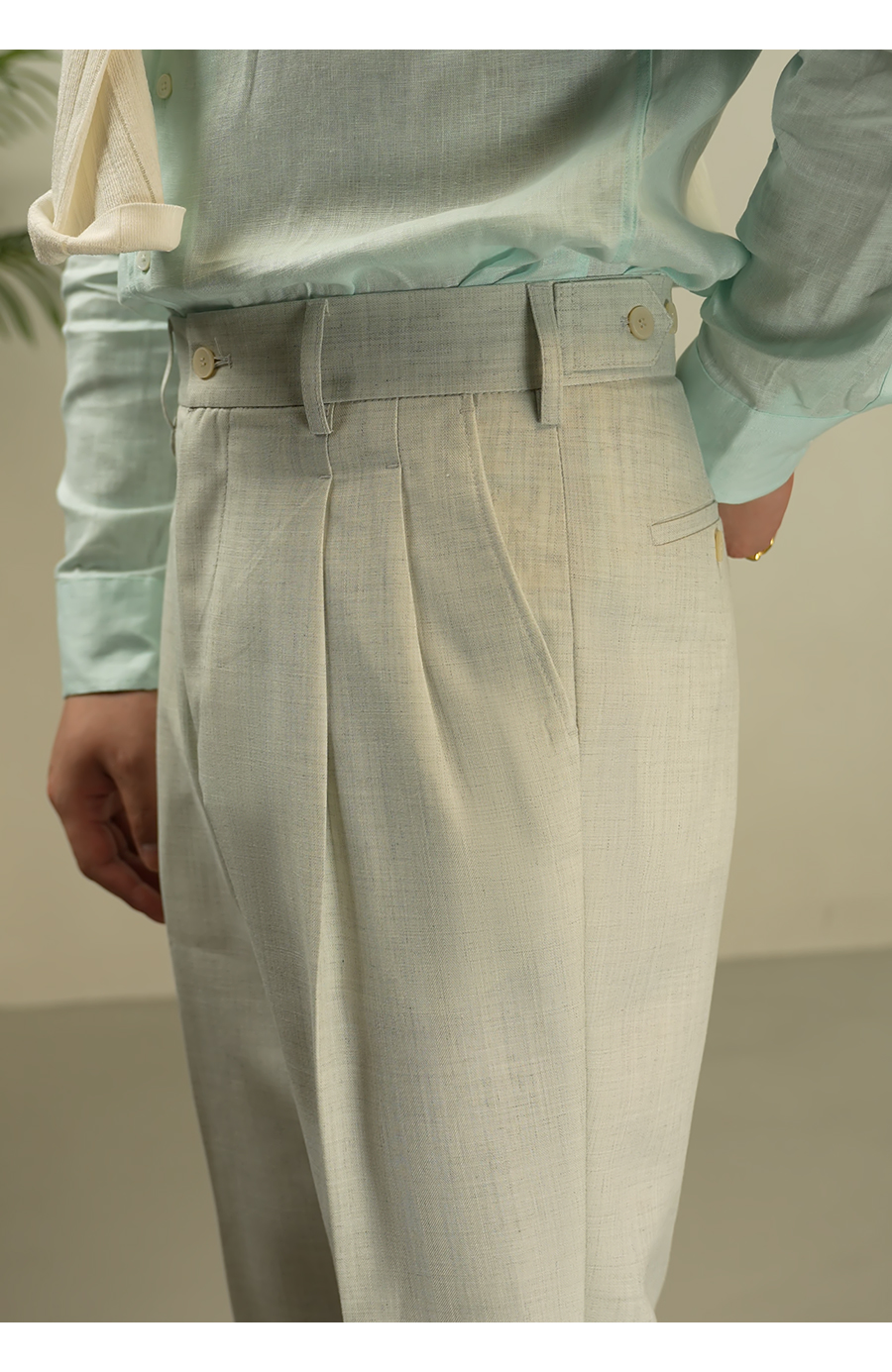 MONSEN Suitory Wrinkle-Resistant Straight Trousers in Performance Blend product image