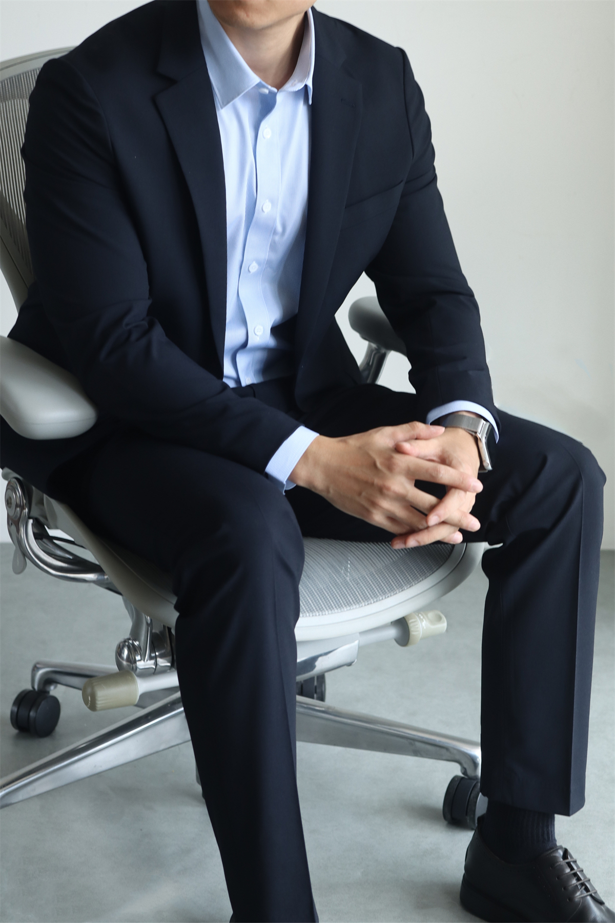 MONSEN Suitory Wrinkle-Free, Non-Iron BLAZER in Performance Blend product image