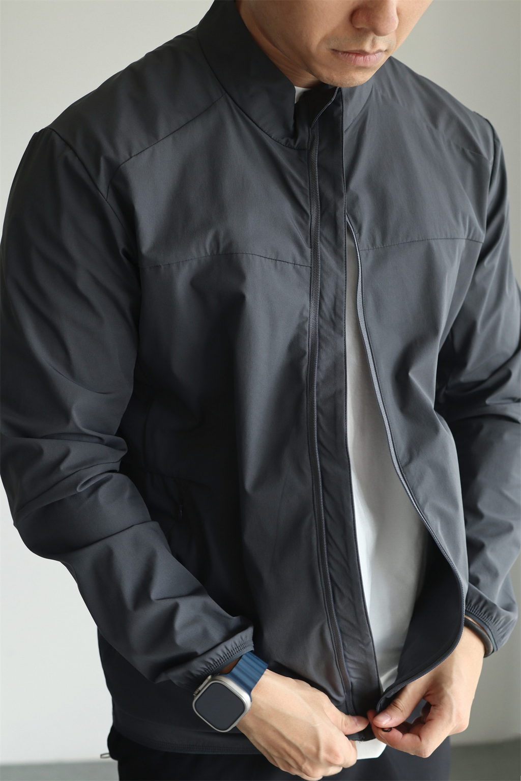 MONSEN Suitory Lightweight Breathable Quick-Dry Sun-Protection Stand-Collar Jacket product image