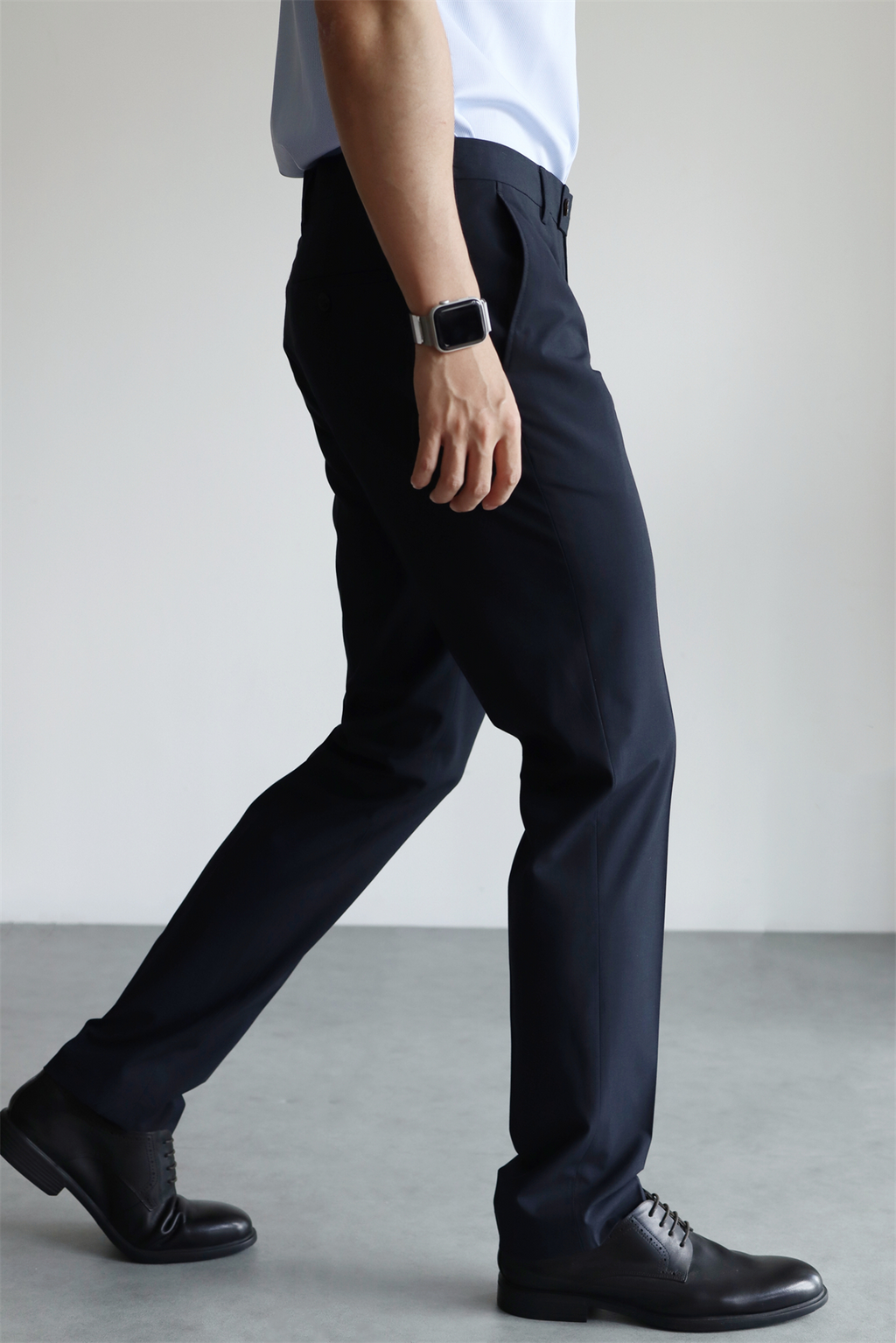 MONSEN Suitory Non-Iron Slim Trousers in Performance Blend product image