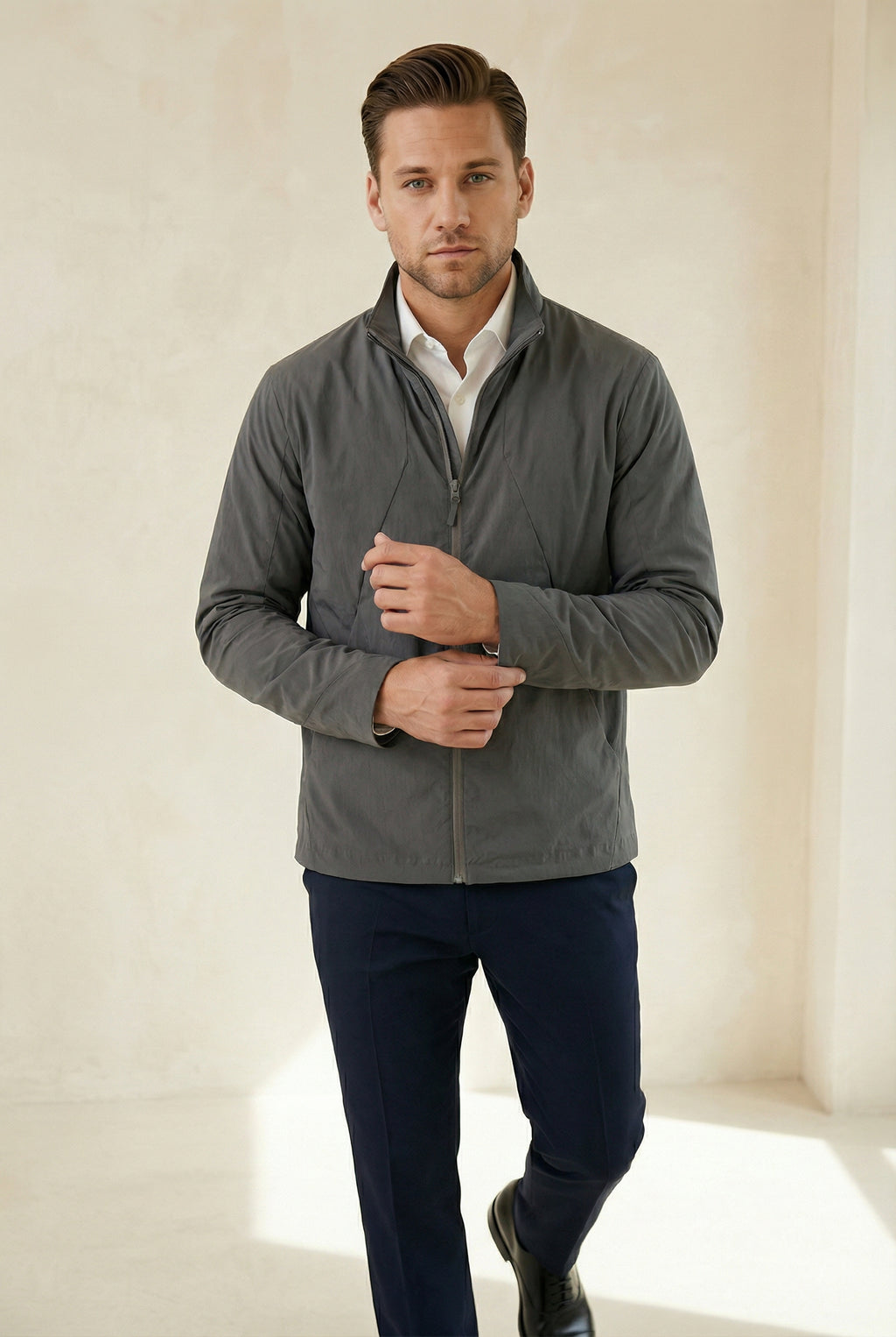 MONSEN Suitory Lightweight Windproof Twill Stand-Collar Jacket product image