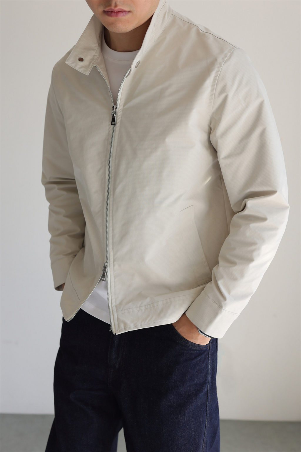 MONSEN Suitory Lightweight G9 Harrington Subtle Jacket in Performance Blend product image