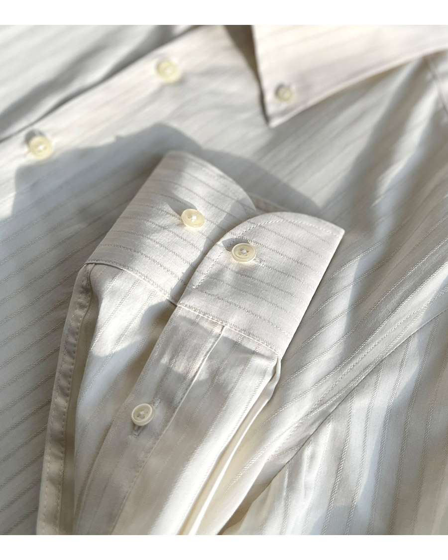 MONSEN Suitory Long-Point Collar Striped Shirt in Cotton product image