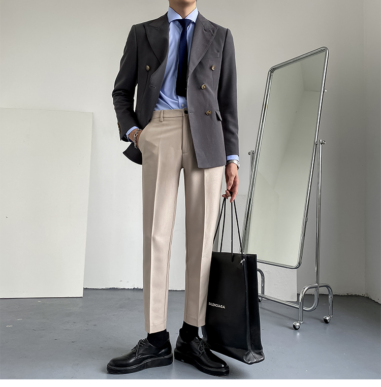 MONSEN Suitory Double-Breasted Slim Blazer in Performance Blend product image