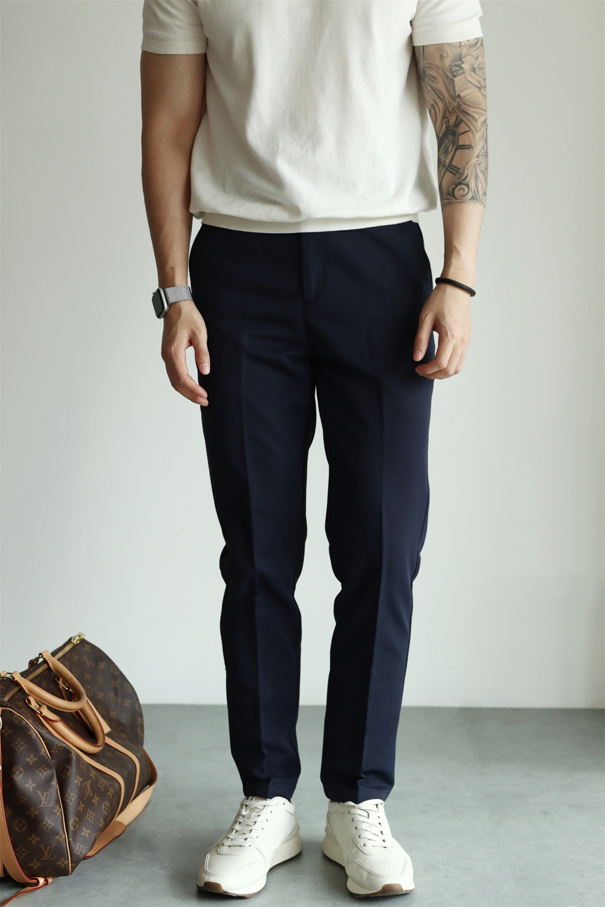MONSEN Suitory Hidden-Elastic Waist Stretch Ankle Trousers in Performance Blend product image
