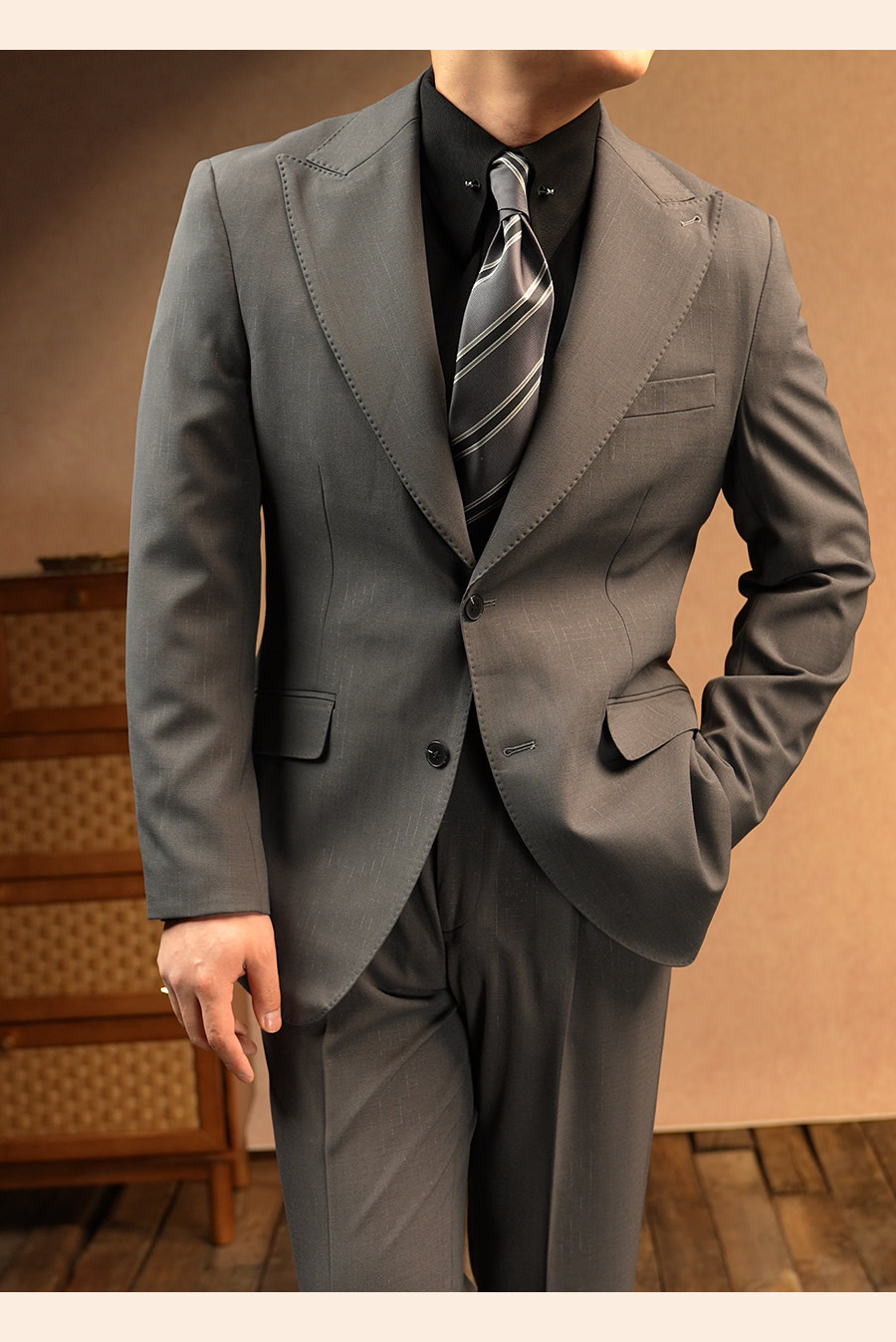 MONSEN Suitory Peak Lapel Formal Business Suit in Performance Blend product image