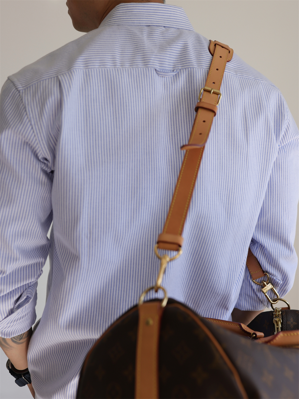 MONSEN Suitory Wrinkle-Resistant Oxford Stripe Shirt in Cotton product image