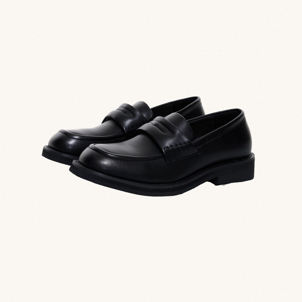 MONSEN Suitory Square-Toe Slip-On Loafers in Leather product image