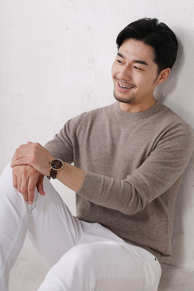 MONSEN Suitory 100% Wool Lightweight Crewneck Knit product image