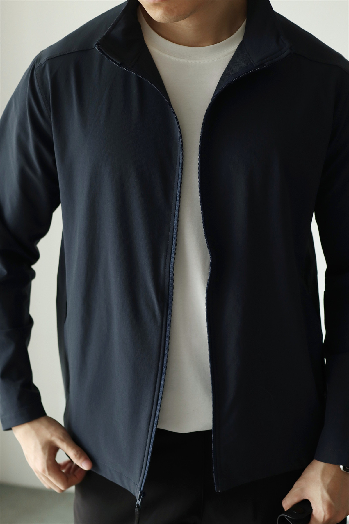 MONSEN Suitory Woven Quick-Dry 4-Way Stretch Outerwear Jacket in Denim product image