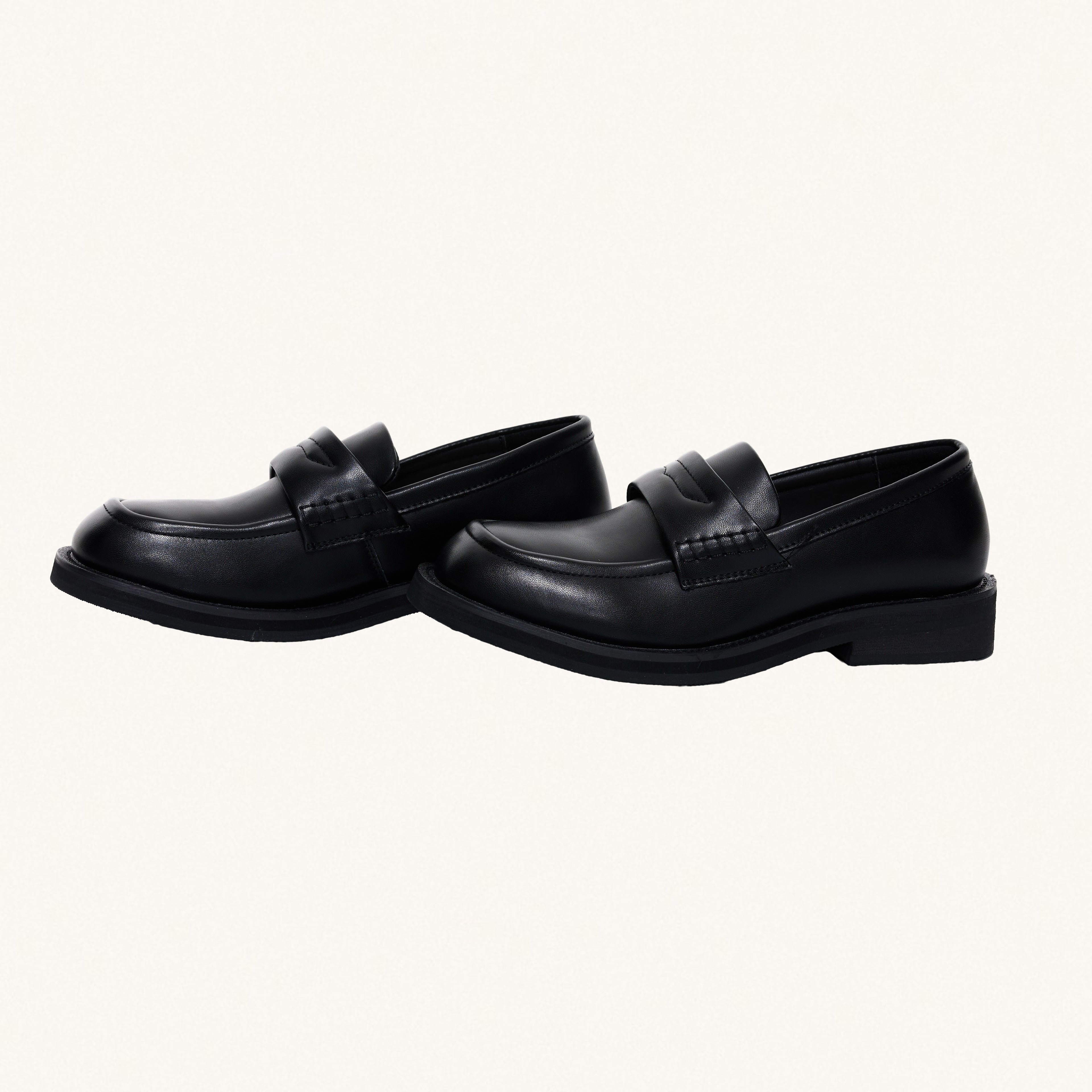 MONSEN Suitory Square-Toe Slip-On Loafers in Leather product image