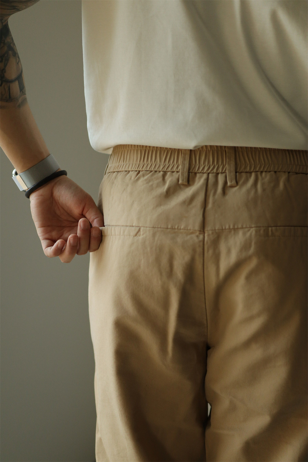 MONSEN Suitory Tencel Straight-Leg Cropped Trousers product image