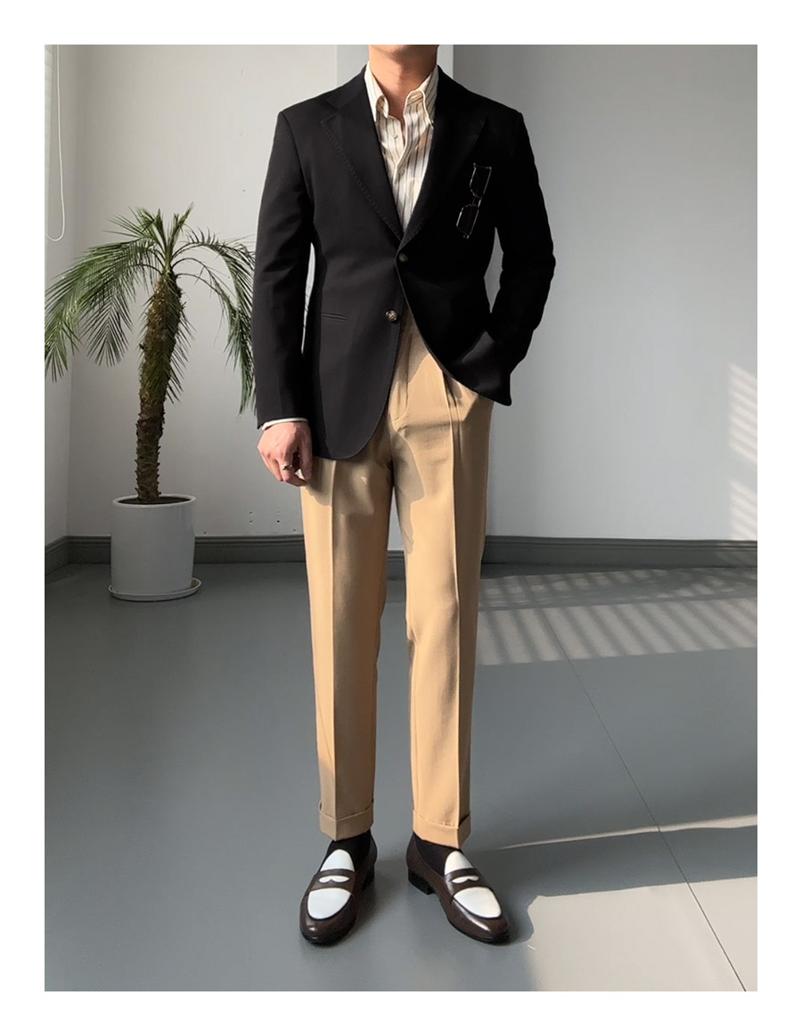 MONSEN Suitory Neapolitan Slim Single-Breasted Suit Jacket in Performance Blend product image