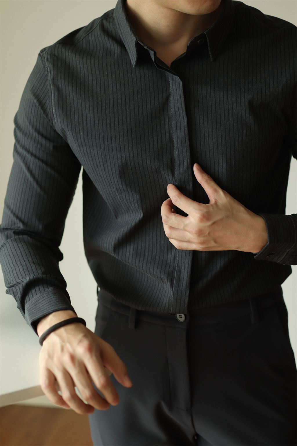 MONSEN Suitory Wrinkle-Free Striped Shirt in Performance Blend product image
