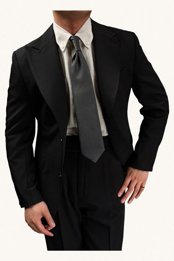 MONSEN Suitory Naples Retro Peaked Lapel Suit in Performance Blend product image