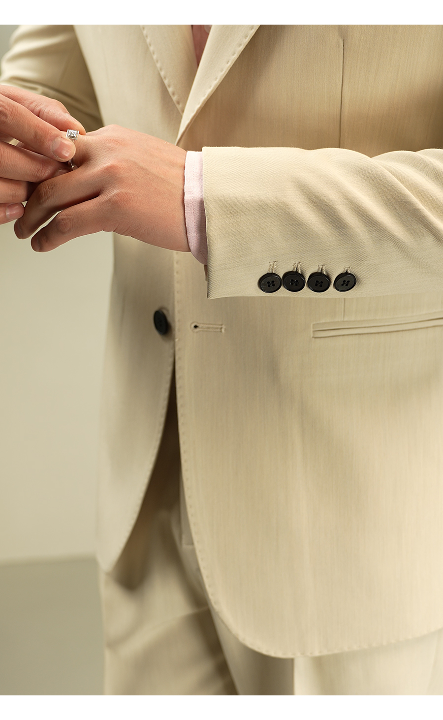 MONSEN Suitory Neapolitan Wrinkle-Resistant Suit in Performance Blend product image