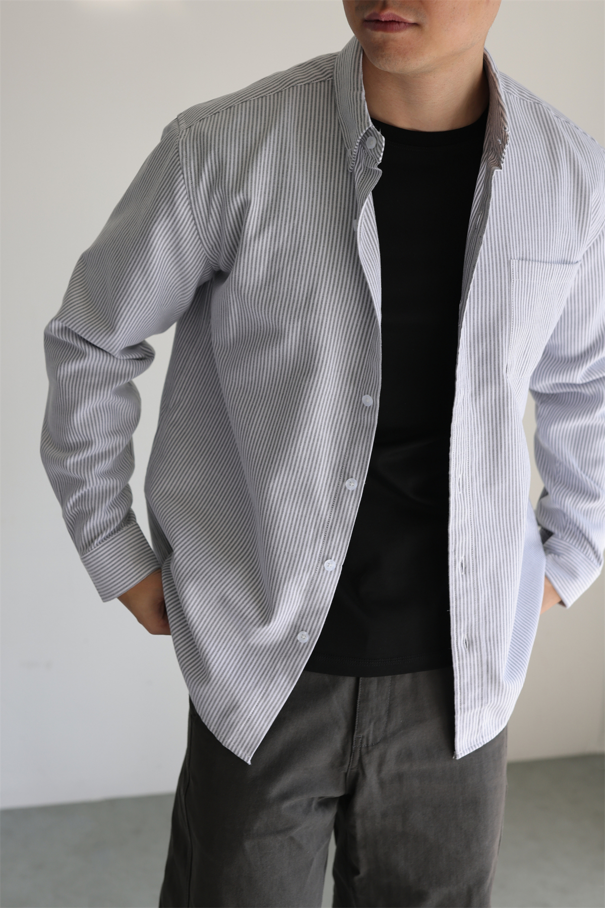 MONSEN Suitory Wrinkle-Resistant Oxford Stripe Shirt in Cotton product image