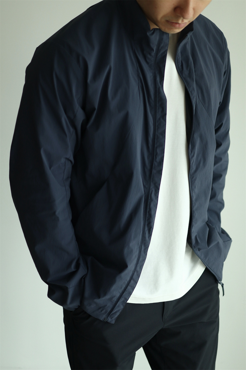 MONSEN Suitory Lightweight Windproof Twill Stand-Collar Jacket product image