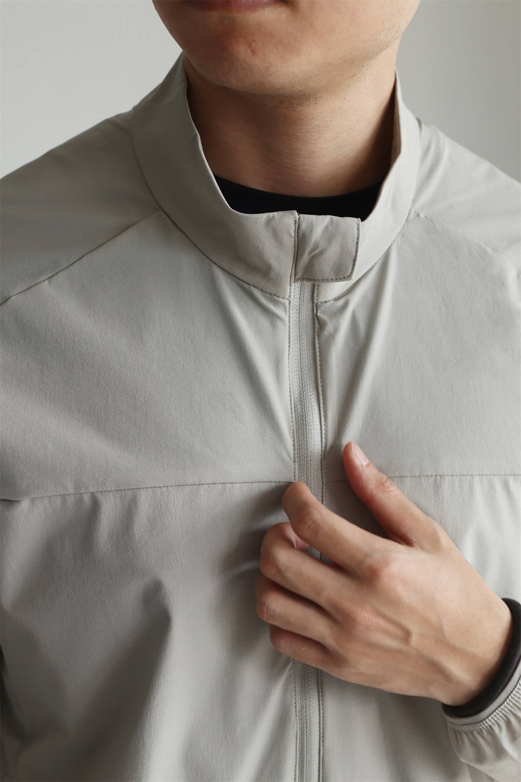 MONSEN Suitory Lightweight Breathable Quick-Dry Sun-Protection Stand-Collar Jacket product image