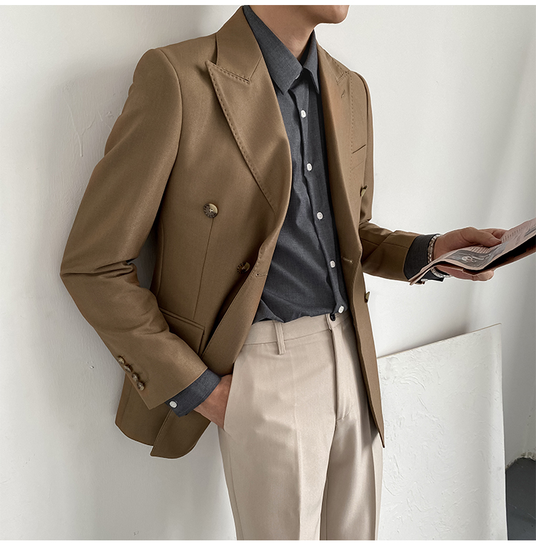 MONSEN Suitory Double-Breasted Slim Blazer in Performance Blend product image